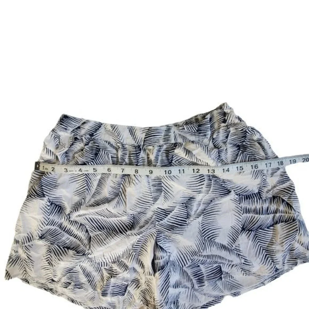 Gap Kids blue white leaf print shorts sz XXL
